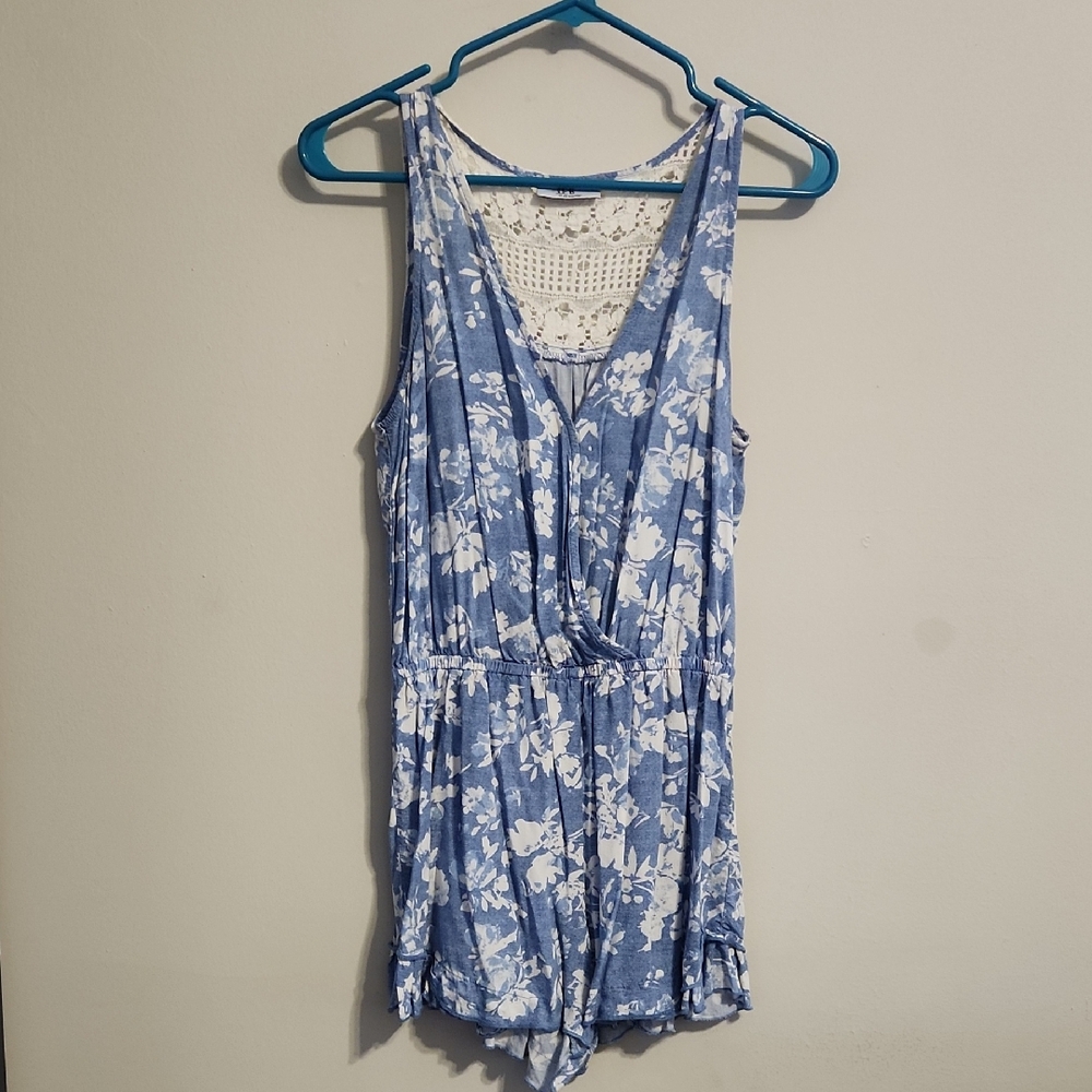 [LAST CHANCE - WILL DONATE 3 APRIL] Joe B White & Blue Lace Romper